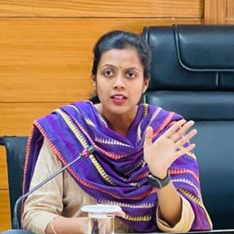 Hoshiarpur, 8 May 2025- According to Deputy Commissioner Hoshiarpur Mrs. Ashika Jain, an immediate blackout is being imposed in Hoshiarpur district, which will continue until further orders.